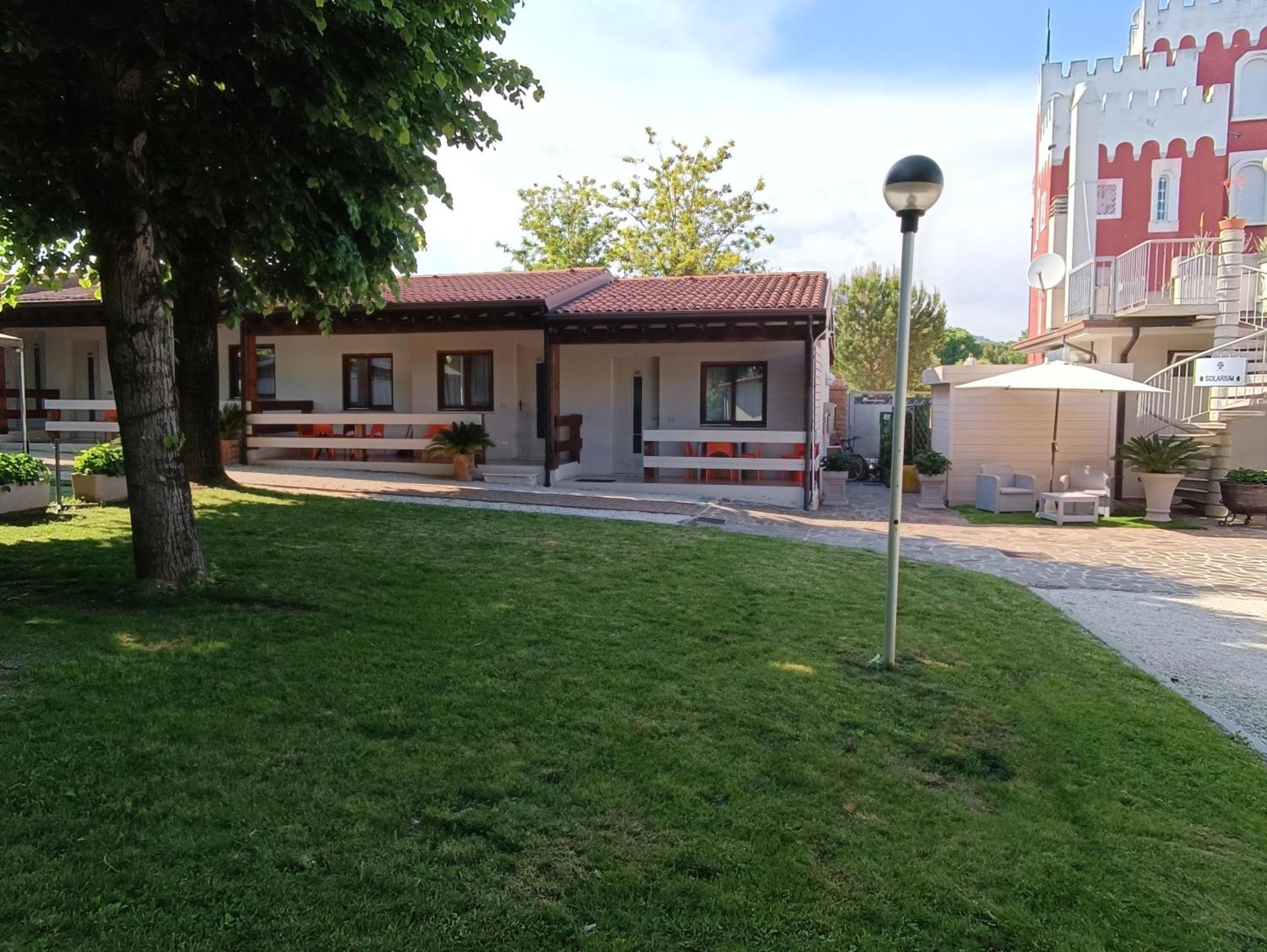 פאדנג'ה סול גארדה Villaggio Turistico Dei Tigli חדר תמונה