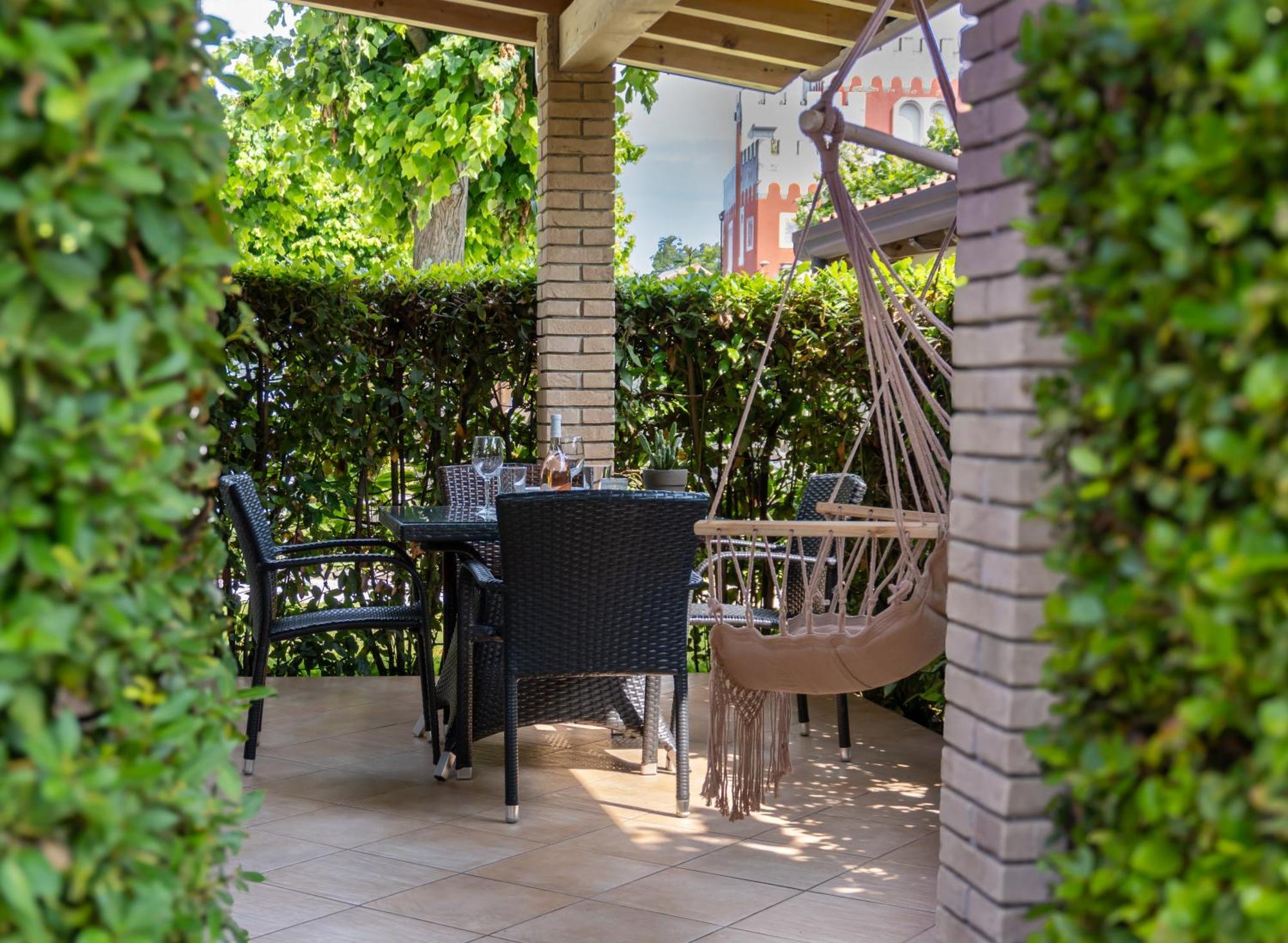 פאדנג'ה סול גארדה Villaggio Turistico Dei Tigli מראה חיצוני תמונה